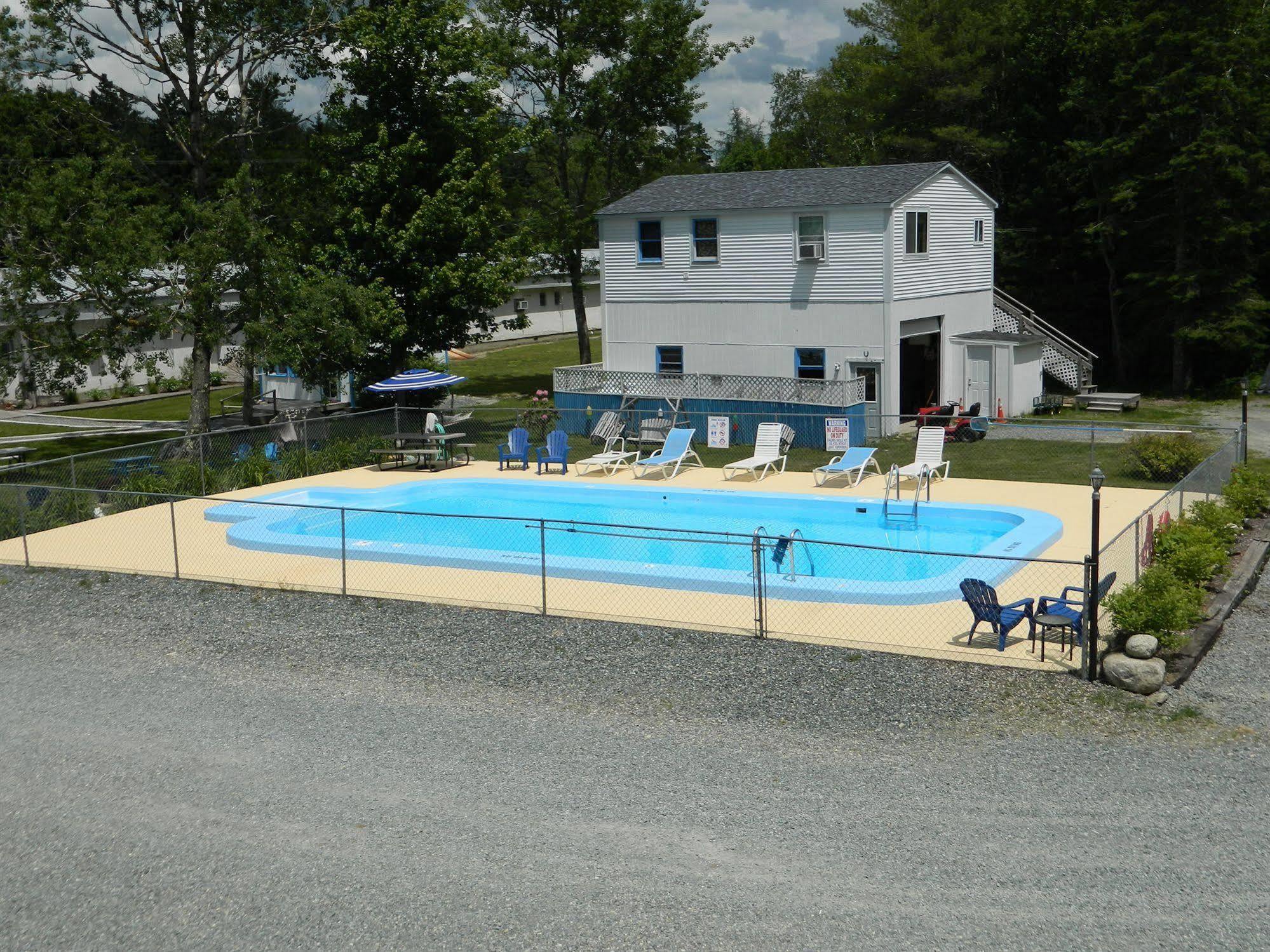 Belle Isle Motel Trenton Exterior photo
